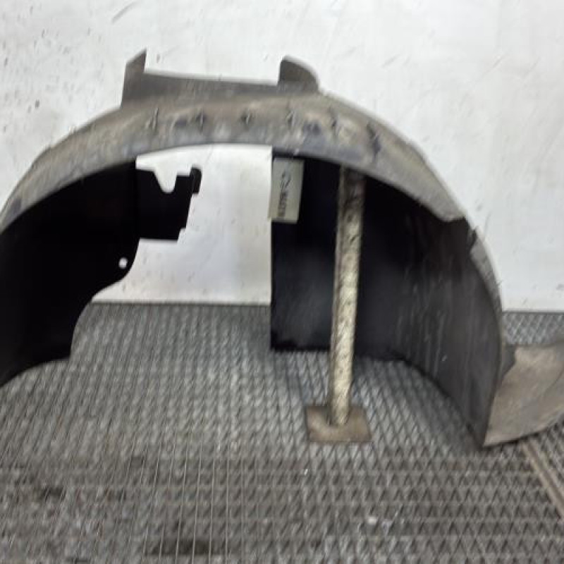 Pare boue avant droit PEUGEOT 307 Photo n°4