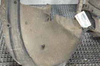 Pare boue avant gauche RENAULT CLIO 3