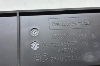 Aerateur tableau de bord PEUGEOT 208 1