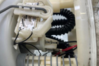 Pompe à carburant RENAULT CLIO 2