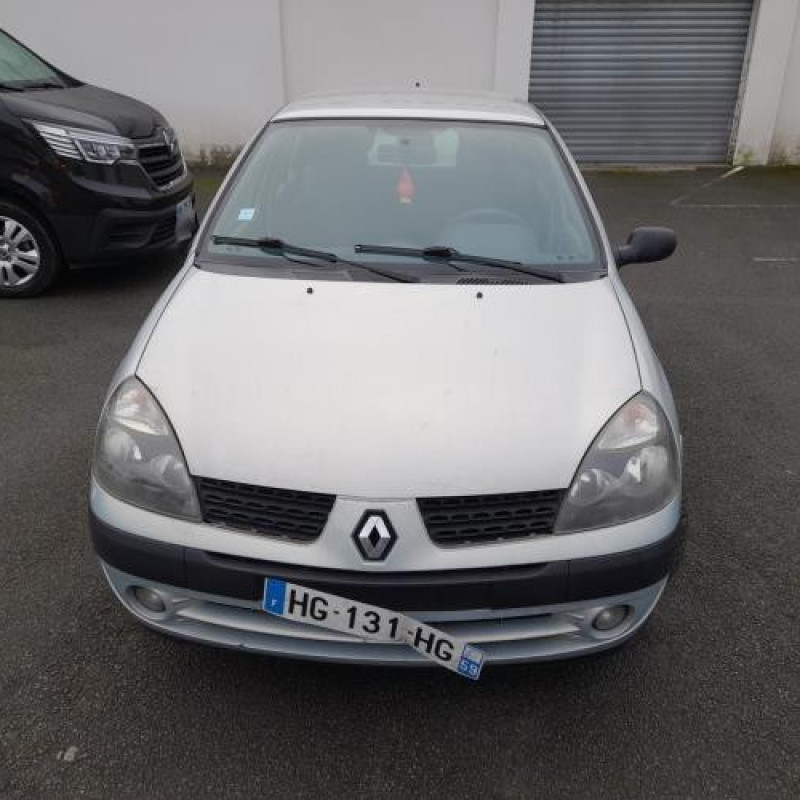 Pompe à carburant RENAULT CLIO 2 Photo n°6