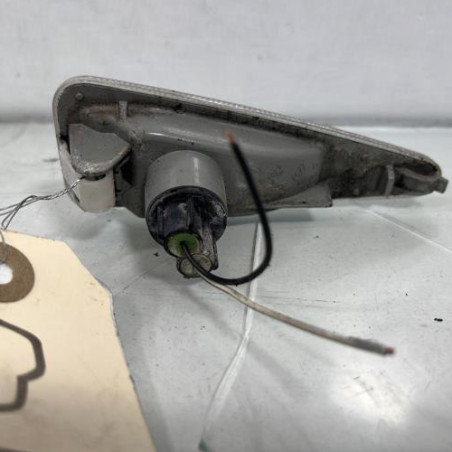 Repetiteur clignotant avant droit  (Feux) DACIA SANDERO 1