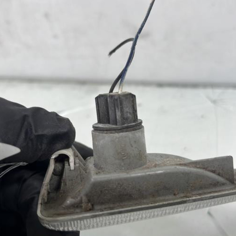 Repetiteur clignotant avant droit  (Feux) DACIA SANDERO 1 Photo n°3