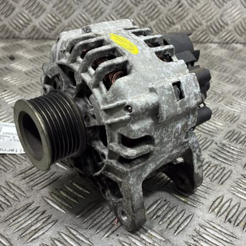 Alternateur RENAULT CLIO 3 Photo n°1