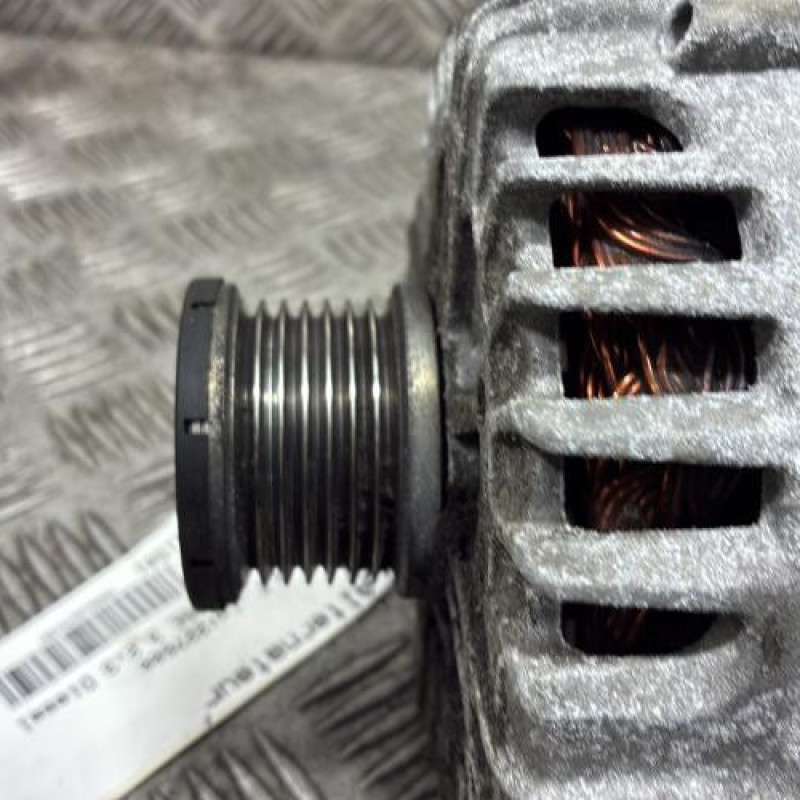 Alternateur RENAULT MASTER 3 Photo n°2