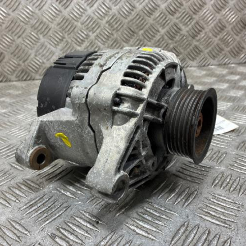 Alternateur PEUGEOT 405 Photo n°1