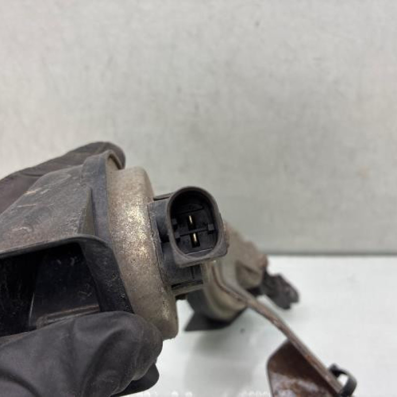 Avertisseur/Klaxon MERCEDES CLASSE E 207 Photo n°3