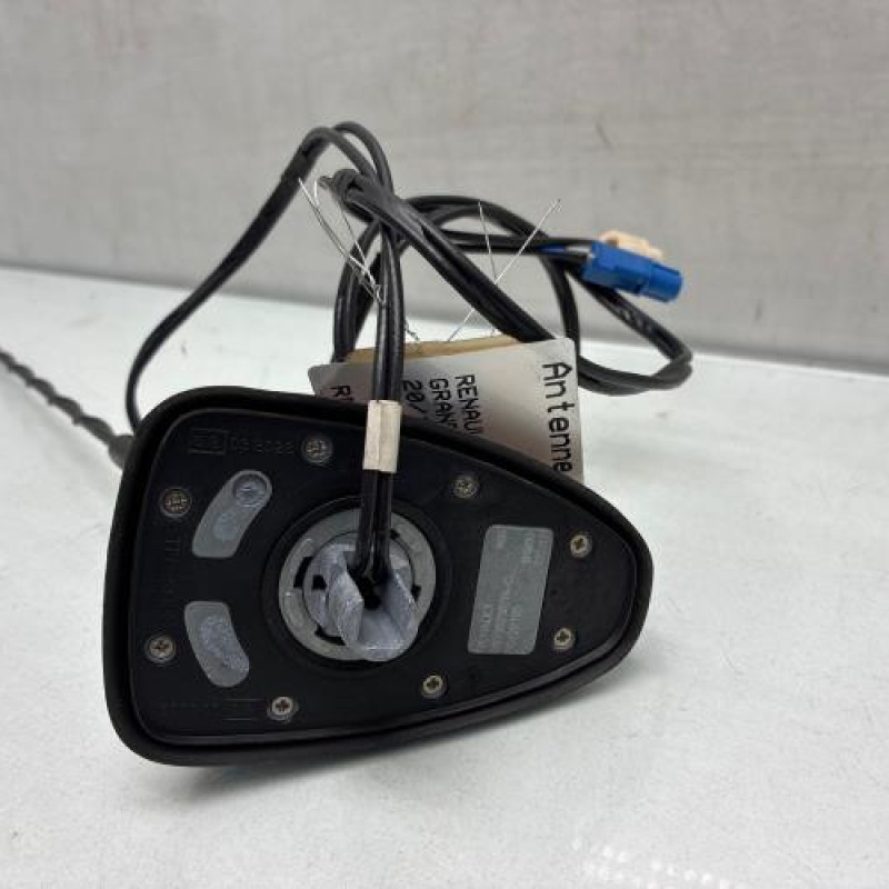 Antenne RENAULT GRAND SCENIC 4 Photo n°3