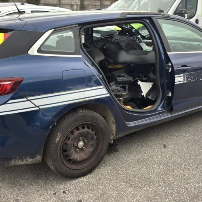 Antenne RENAULT MEGANE 4 Photo n°9