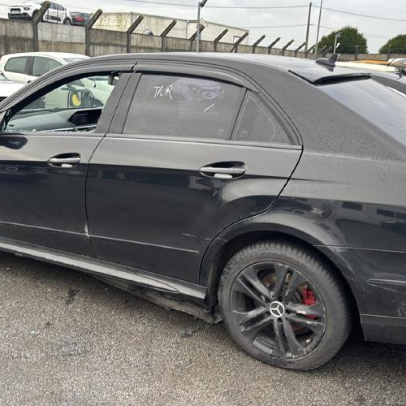 Avertisseur/Klaxon MERCEDES CLASSE E 212 Photo n°10