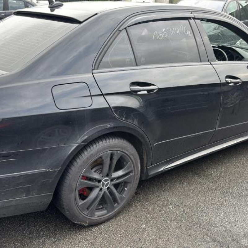 Avertisseur/Klaxon MERCEDES CLASSE E 212 Photo n°11