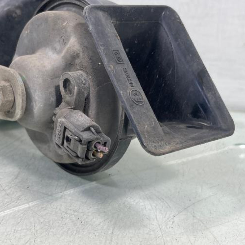 Avertisseur/Klaxon BMW SERIE 5 E61 Photo n°3