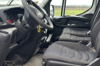 IVECO DAILY 6 PHASE 1 35-C16 2.3D - 16V TURBO