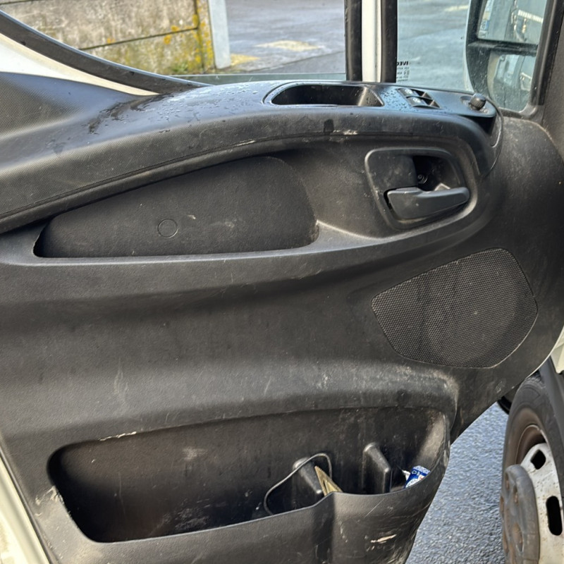 IVECO DAILY 6 PHASE 1 35-C16 2.3D - 16V TURBO Photo n°16