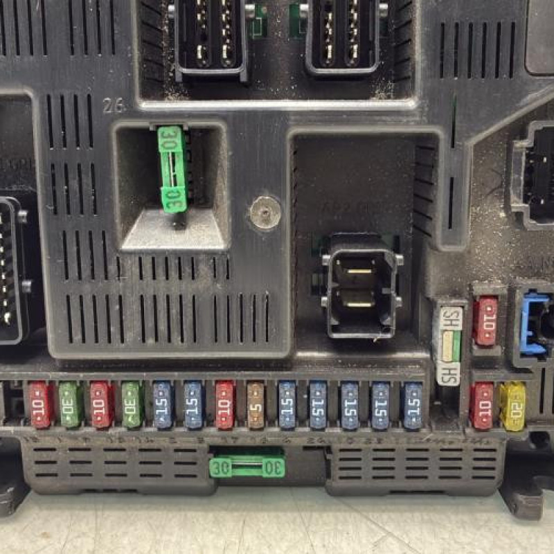 Boitier BSI PEUGEOT 307 Photo n°3