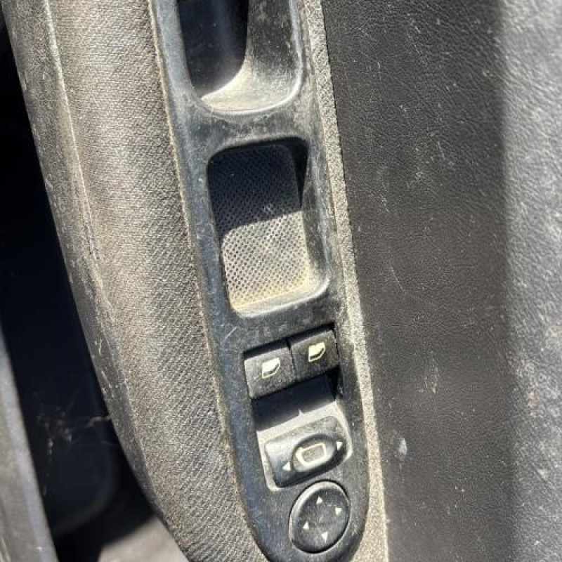 Boitier BSI PEUGEOT 307 Photo n°16