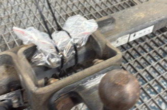 Attelage (boule de remorquage) OPEL VIVARO 1