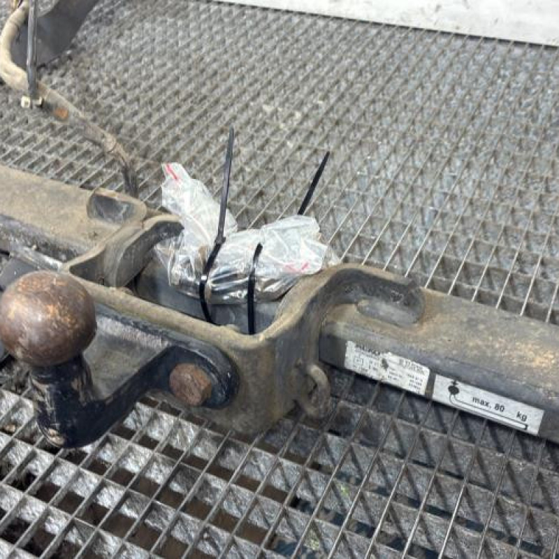 Attelage (boule de remorquage) OPEL VIVARO 1 Photo n°6