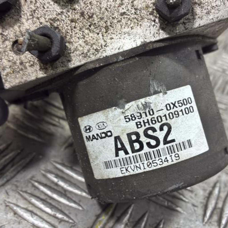 Bloc ABS (freins anti-blocage) HYUNDAI I 10 1 Photo n°4