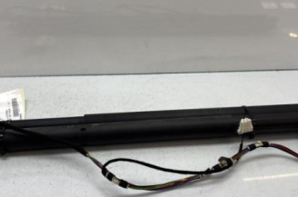 Verin de coffre MERCEDES CLASSE GLA 156 Photo n°1