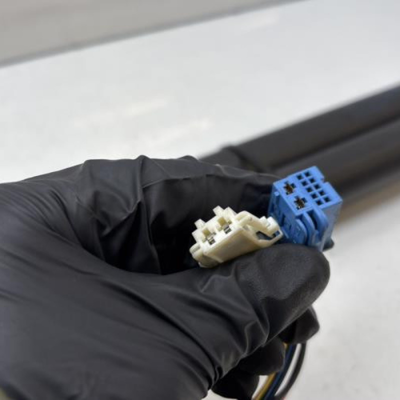 Verin de coffre MERCEDES CLASSE GLA 156 Photo n°5