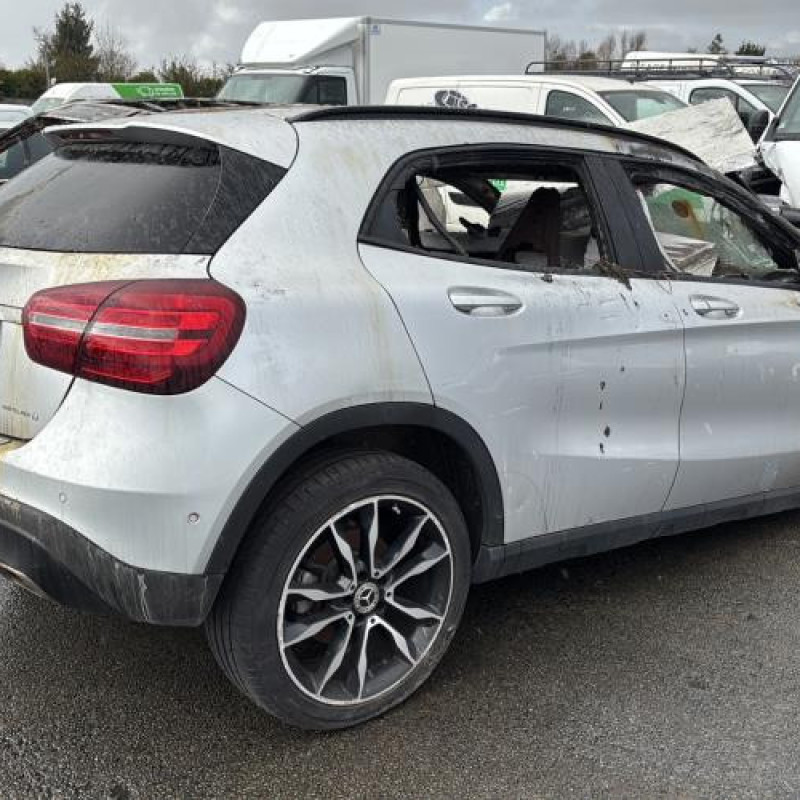 Verin de coffre MERCEDES CLASSE GLA 156 Photo n°8