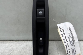 Interrupteur de leve vitre arriere droit RENAULT MEGANE 4 Photo n°1