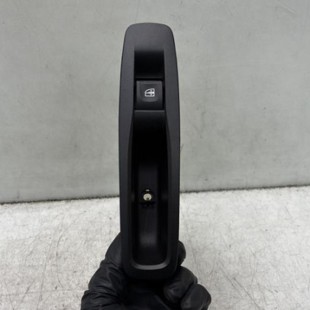 Interrupteur de leve vitre arriere gauche RENAULT MEGANE 4 Photo n°1