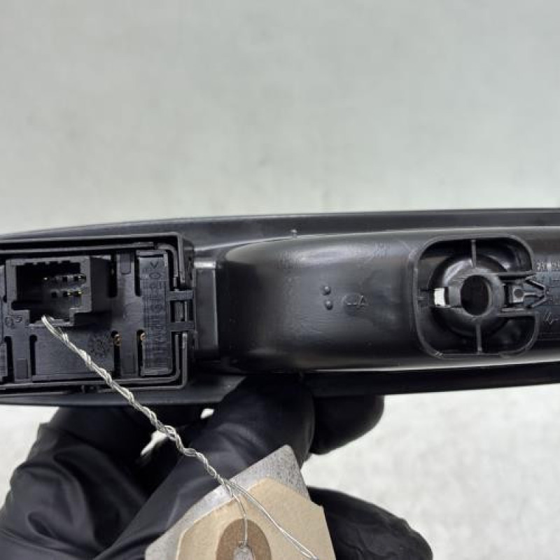 Interrupteur de leve vitre arriere gauche RENAULT MEGANE 4 Photo n°3