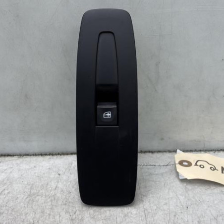 Interrupteur de leve vitre avant droit RENAULT MEGANE 4 Photo n°1