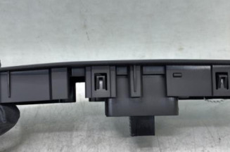 Interrupteur de leve vitre avant droit RENAULT MEGANE 4