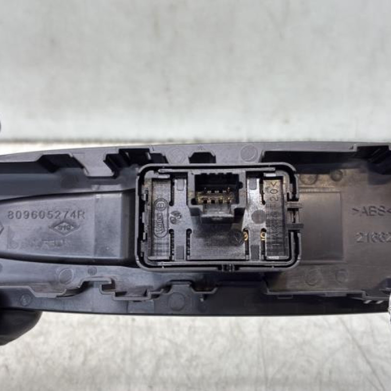 Interrupteur de leve vitre avant droit RENAULT MEGANE 4 Photo n°3