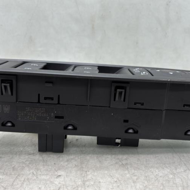 Interrupteur de leve vitre avant gauche RENAULT MEGANE 4 Photo n°2