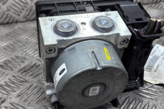 Bloc ABS (freins anti-blocage) FORD FIESTA 7