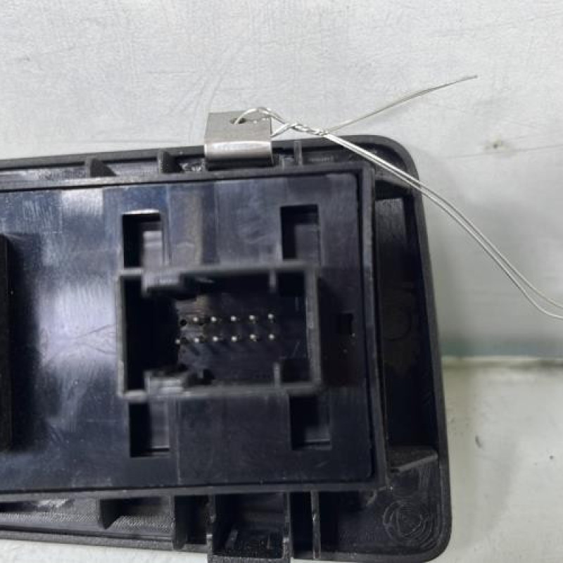 Interrupteur de leve vitre avant gauche LANCIA DELTA 3 Photo n°3