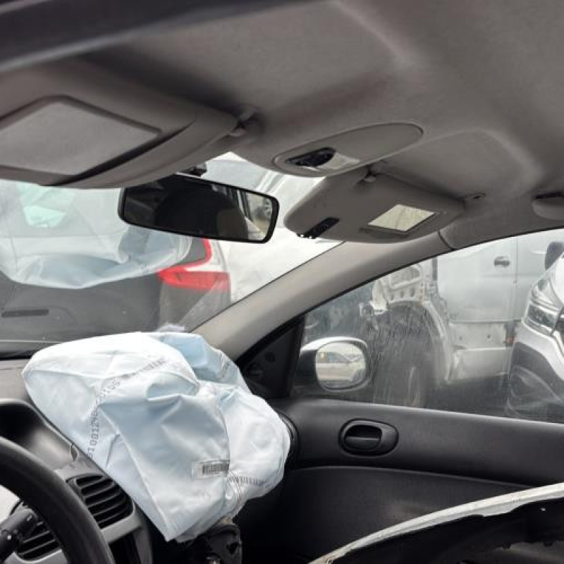 Boitier BSI PEUGEOT 206 Photo n°15