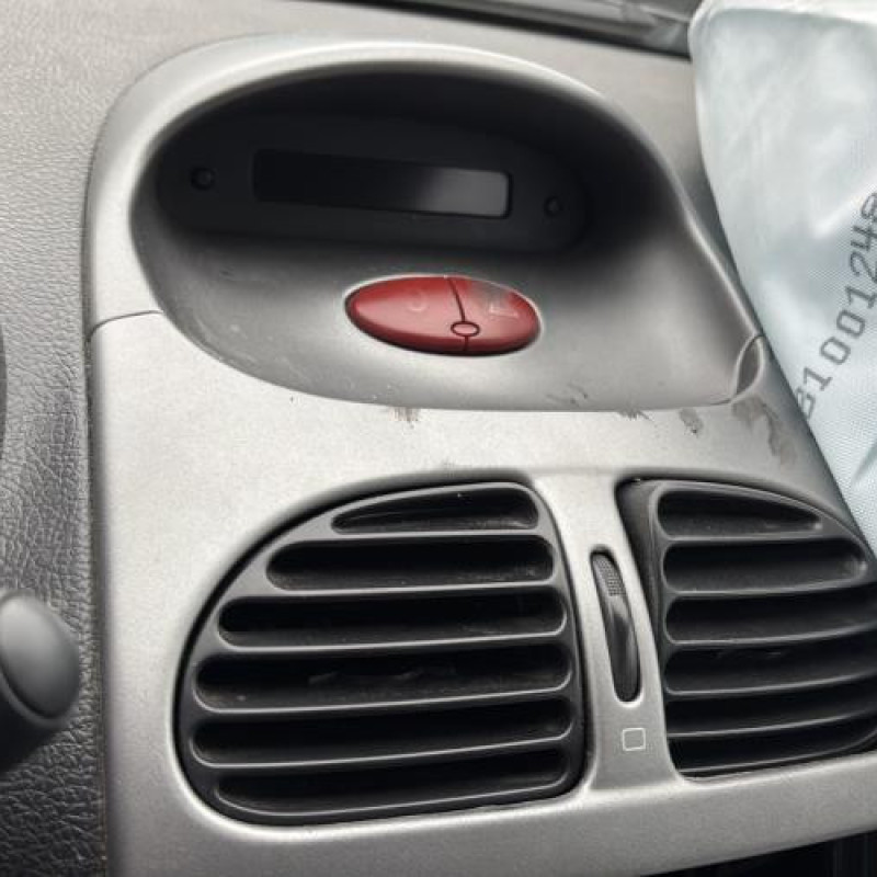 Boitier BSI PEUGEOT 206 Photo n°20