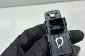 Interrupteur de leve vitre avant droit FIAT 500 2