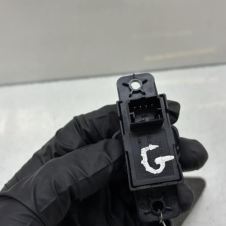 Interrupteur de leve vitre avant gauche FIAT 500 2