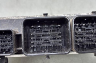 Calculateur PEUGEOT 208 1