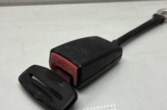 Attache ceinture avant droit FIAT DOBLO 2 Photo n°1