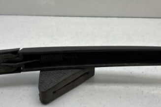 Bras essuie glace arriere NISSAN JUKE 1