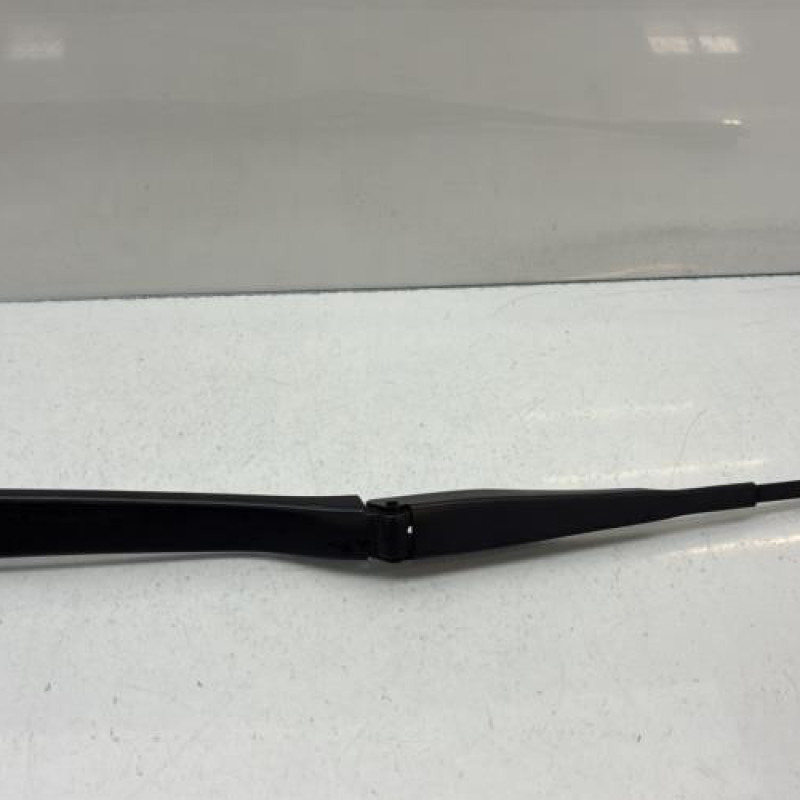 Bras essuie glace avant gauche NISSAN JUKE 1 Photo n°1