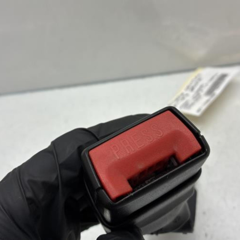 Attache ceinture arriere gauche NISSAN JUKE 1 Photo n°3