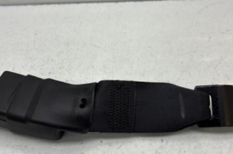 Attache ceinture arriere gauche NISSAN JUKE 1