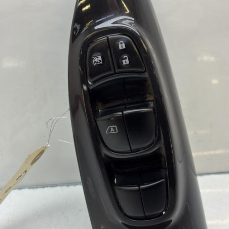 Interrupteur de leve vitre avant gauche NISSAN JUKE 1