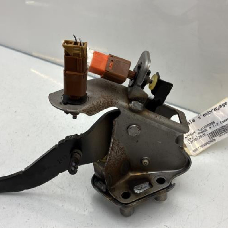 Pedale d'embrayage NISSAN JUKE 1 Photo n°3