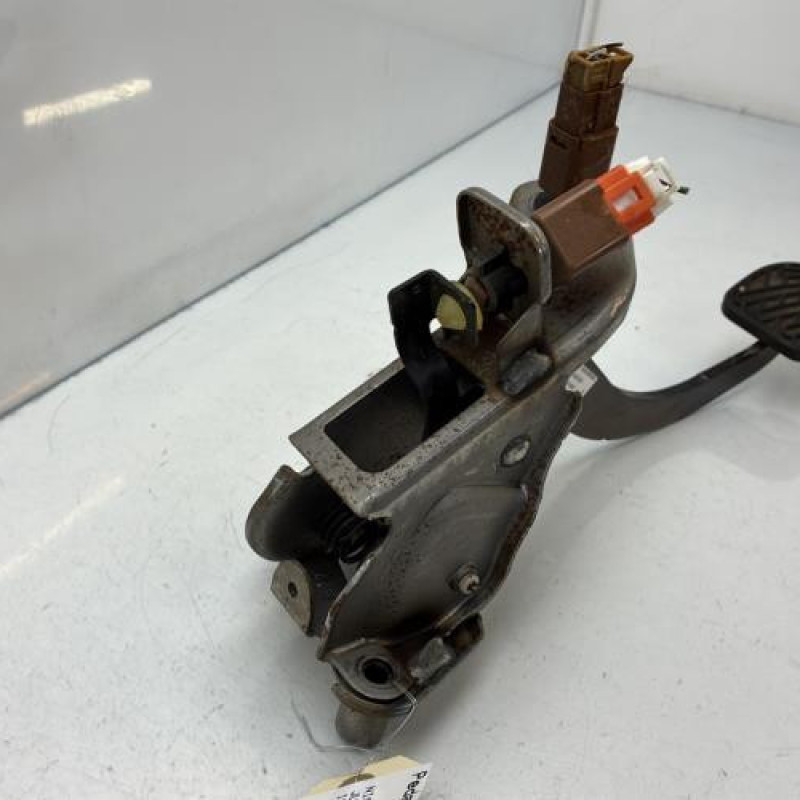 Pedale d'embrayage NISSAN JUKE 1 Photo n°5