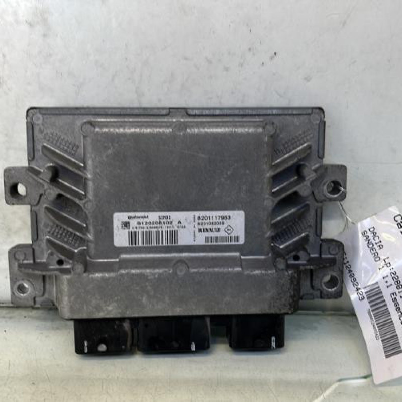 Calculateur moteur DACIA SANDERO 1 Photo n°1