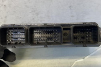 Calculateur moteur DACIA SANDERO 1